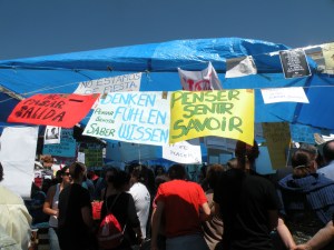 imagine de pe durata protestelor indignaților Spaniei, începute în mai 2011